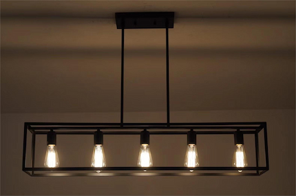 استكشاف براعة وأسلوب أضواء قلادة LED